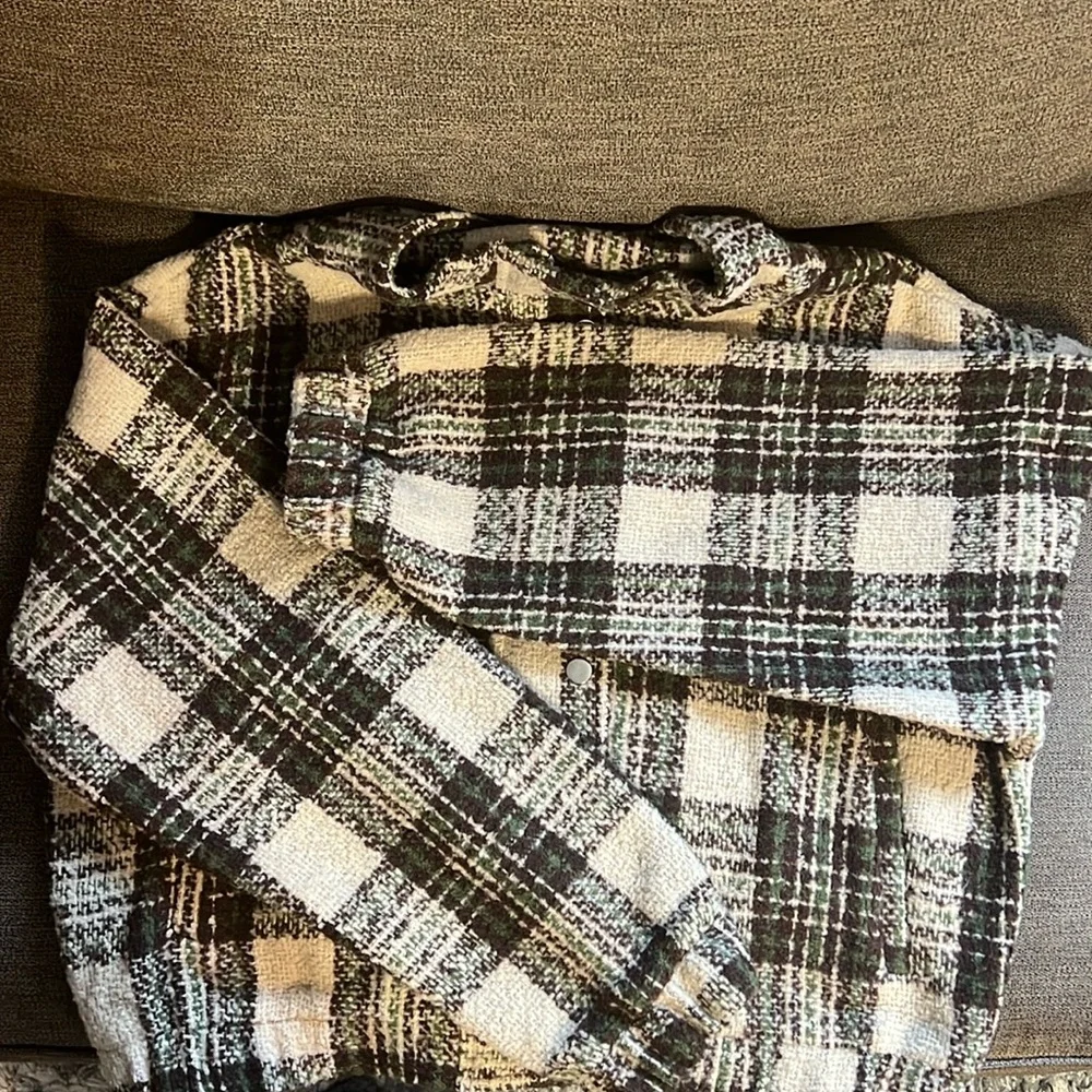 New All in Favor Plaid Crop Jacket Women’s Size Large in Chestnut Plaid - Picture 15 of 16
